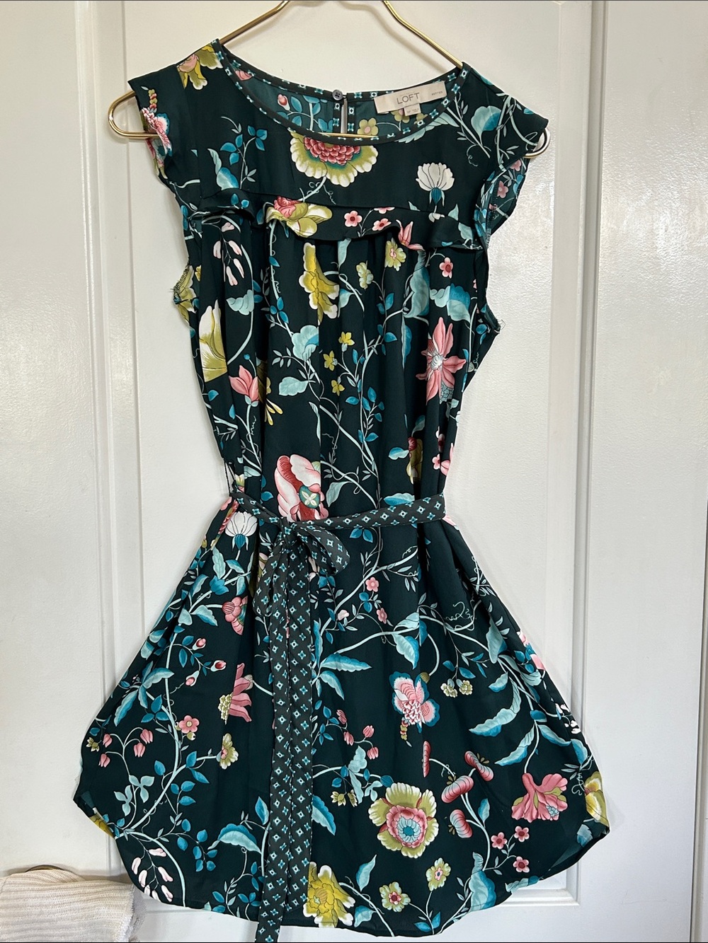 LOFT Women's Dark Green Floral Belted Dress-size SP - Picture 11 of 12
